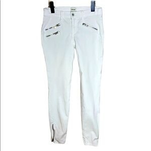 🔥🔥Sneak Peek white skinny jeans size 7 Jr